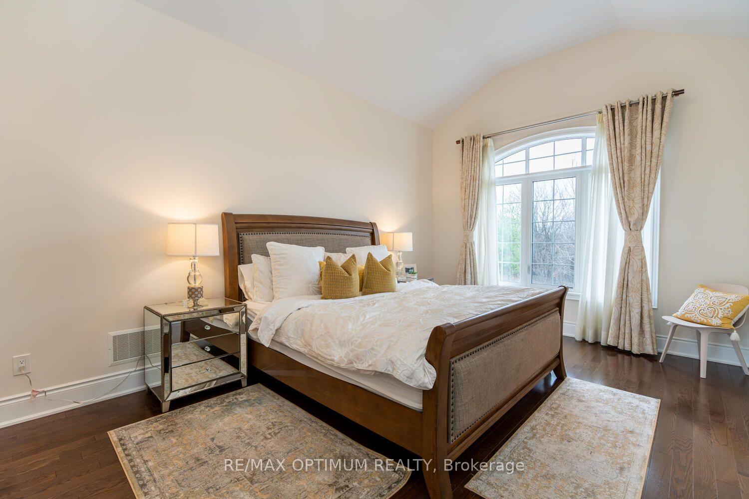 Photo 17 of 16 Layton Street, Brampton, Toronto Gore Rural Estate — HOMEH