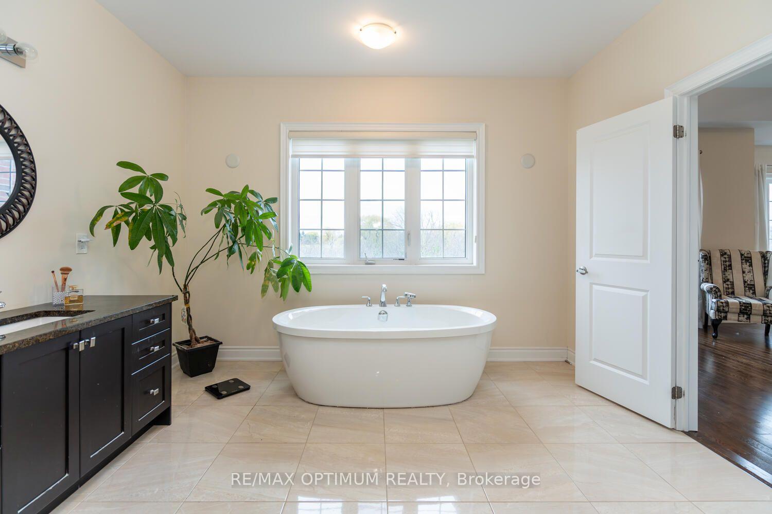 Photo 28 of 16 Layton Street, Brampton, Toronto Gore Rural Estate — HOMEH