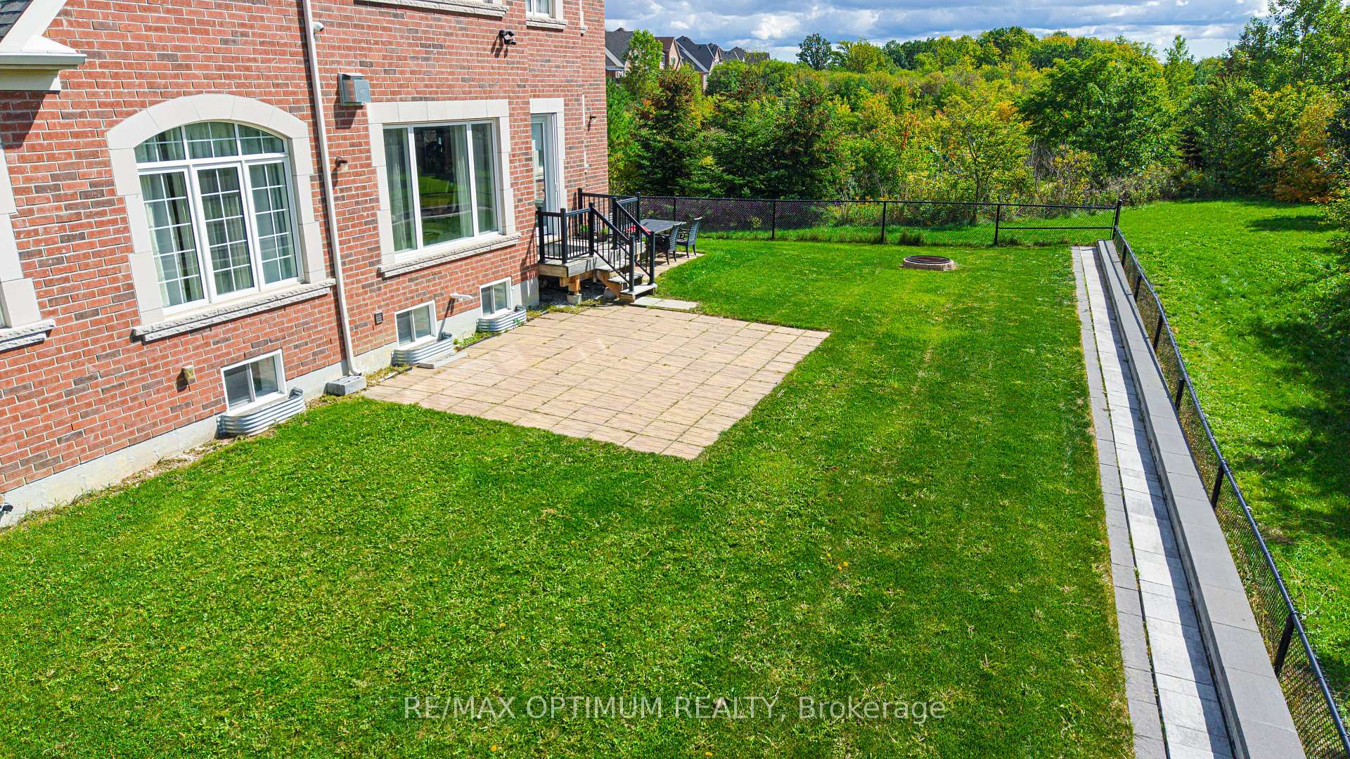 Photo 37 of 16 Layton Street, Brampton, Toronto Gore Rural Estate — HOMEH