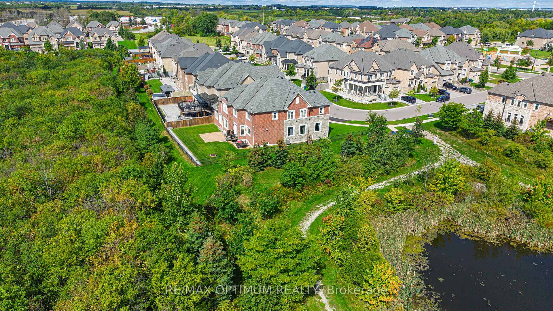 Photo 47 of 16 Layton Street, Brampton, Toronto Gore Rural Estate — HOMEH