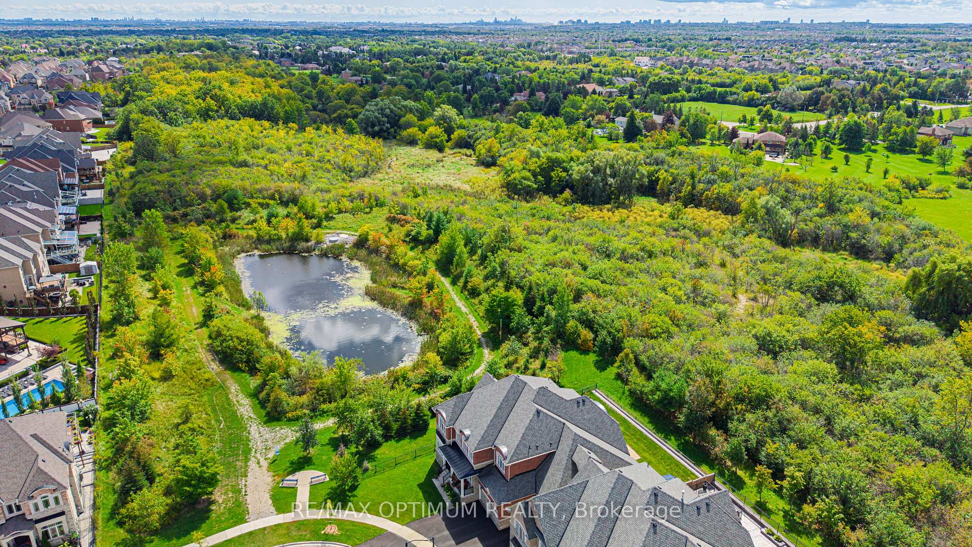 Photo 49 of 16 Layton Street, Brampton, Toronto Gore Rural Estate — HOMEH