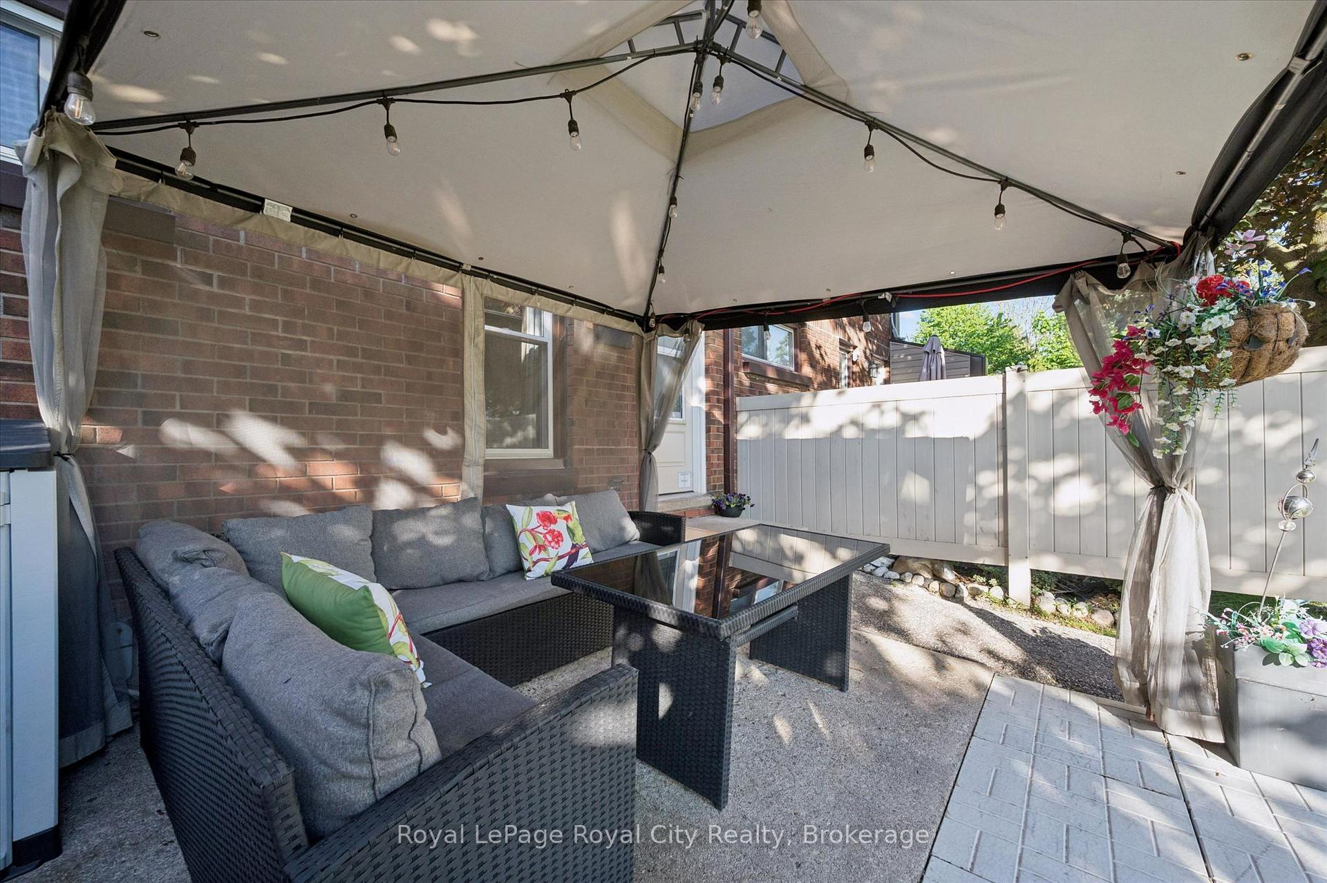 Photo 7 of Unit 18, 80 Burns Drive, Guelph, Riverside Park — HOMEH