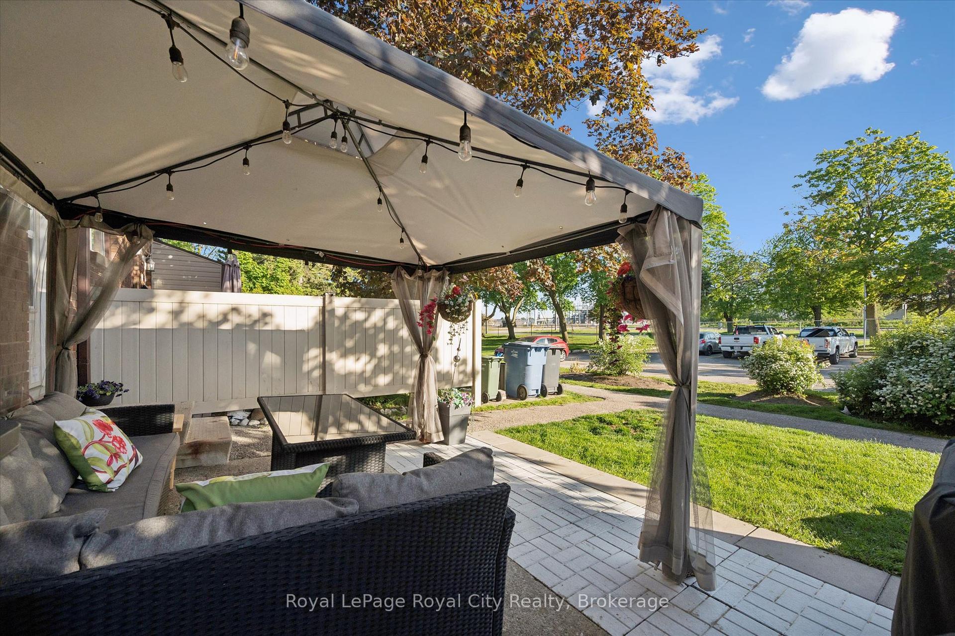 Photo 8 of Unit 18, 80 Burns Drive, Guelph, Riverside Park — HOMEH