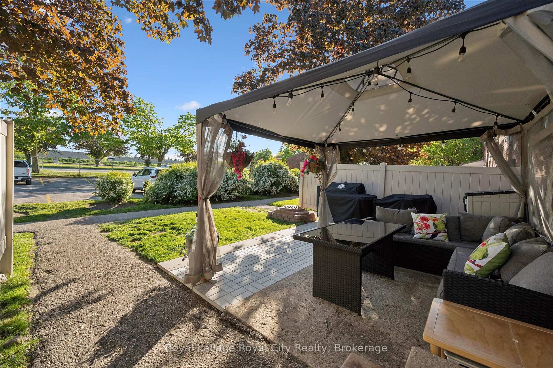 Photo 9 of Unit 18, 80 Burns Drive, Guelph, Riverside Park — HOMEH