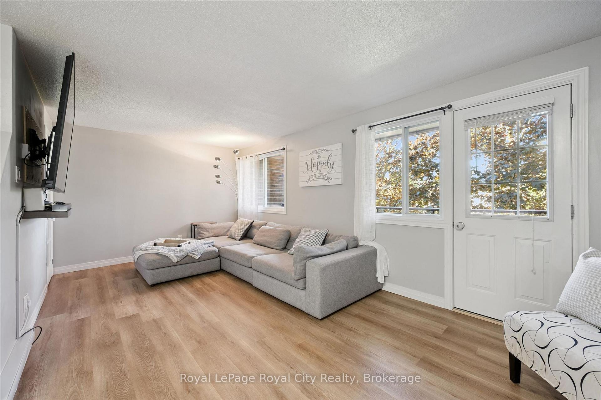 Photo 17 of Unit 18, 80 Burns Drive, Guelph, Riverside Park — HOMEH