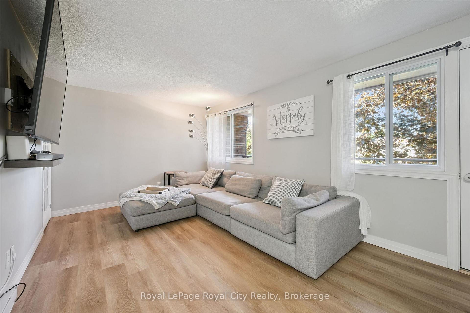 Photo 18 of Unit 18, 80 Burns Drive, Guelph, Riverside Park — HOMEH