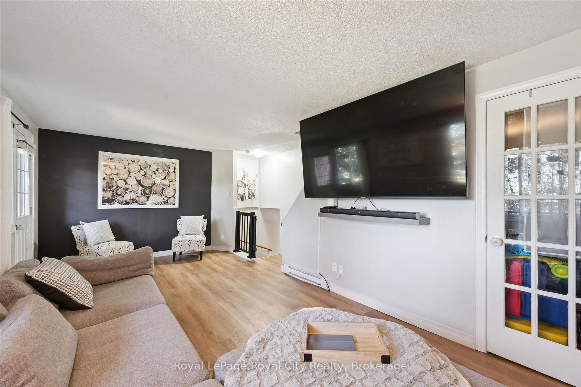 Photo 20 of Unit 18, 80 Burns Drive, Guelph, Riverside Park — HOMEH
