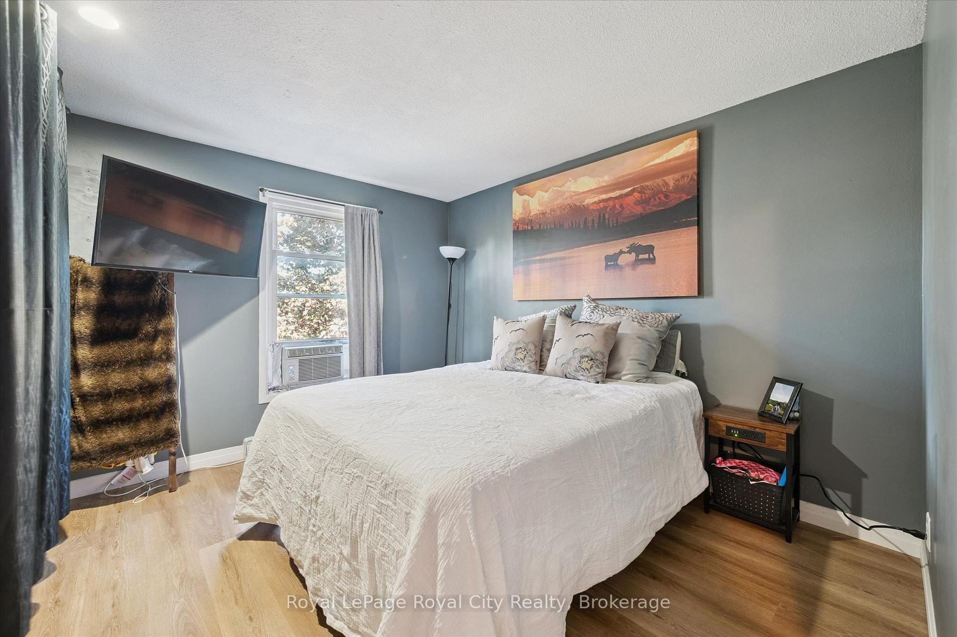 Photo 26 of Unit 18, 80 Burns Drive, Guelph, Riverside Park — HOMEH