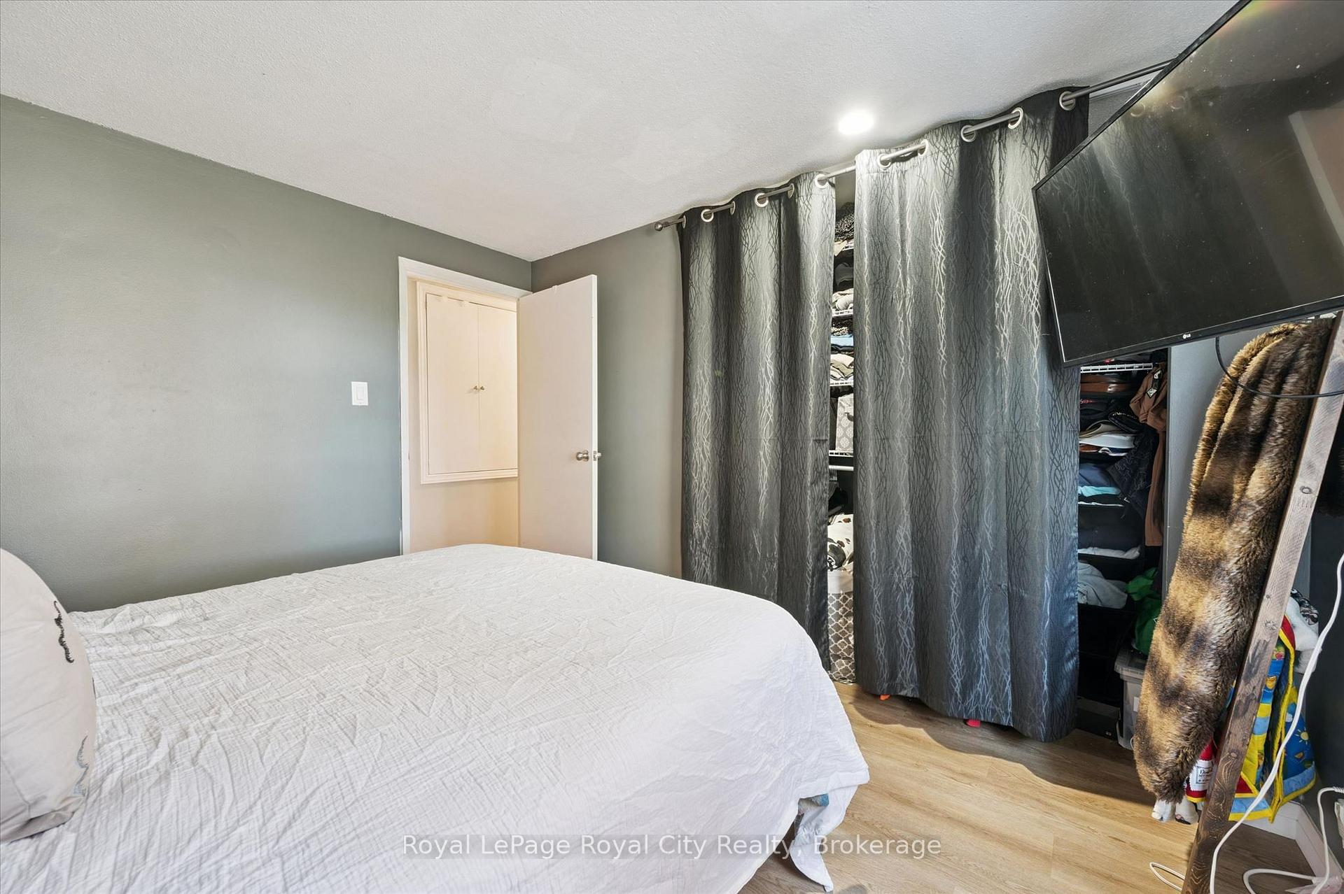 Photo 27 of Unit 18, 80 Burns Drive, Guelph, Riverside Park — HOMEH