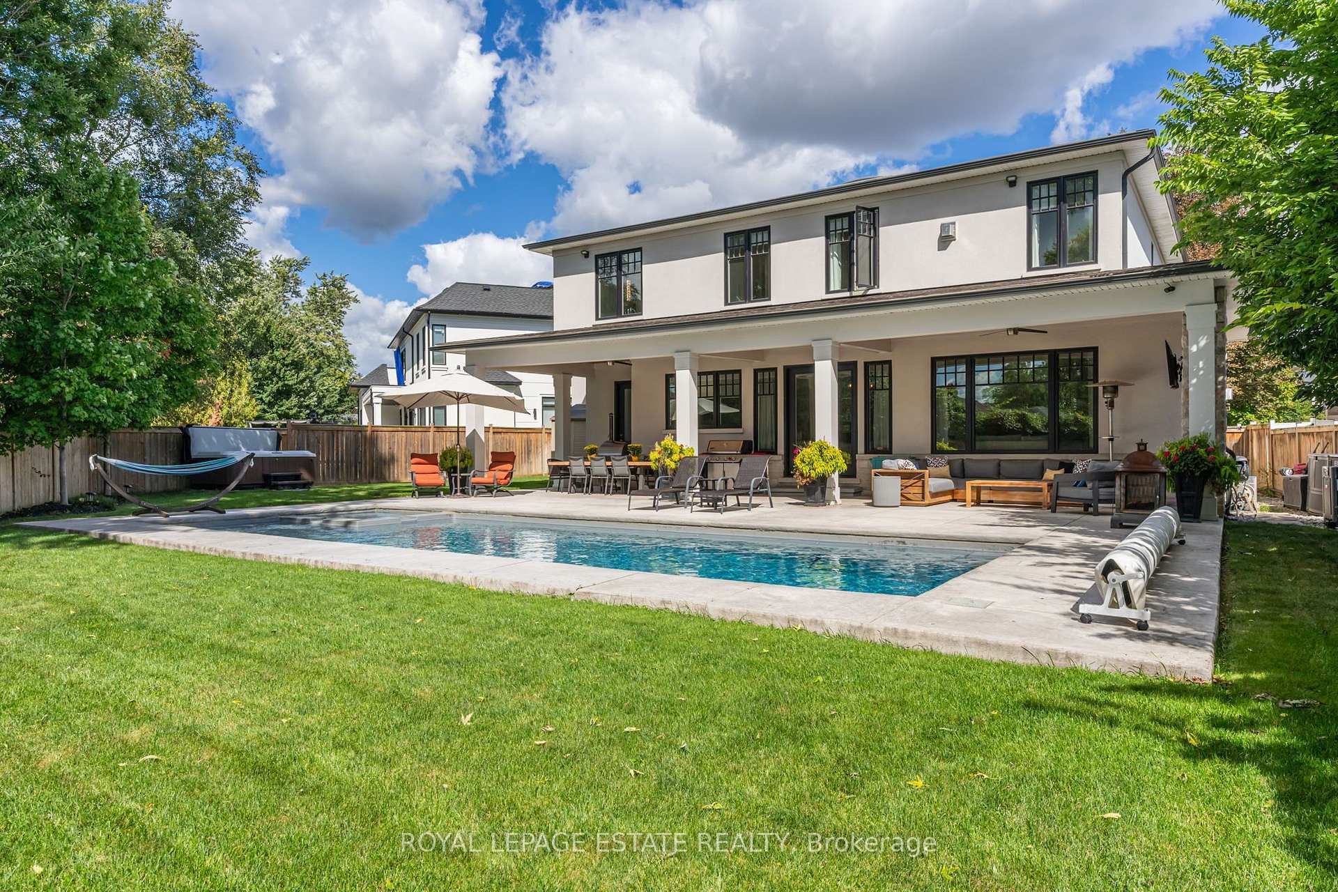 Photo 47 of 412 Saville Crescent, Oakville, West — HOMEH