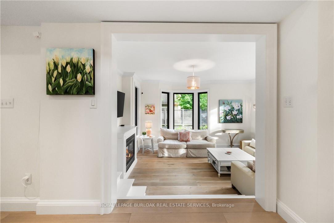 Photo 5 of 423 Smith Avenue, Burlington, Brant — HOMEH
