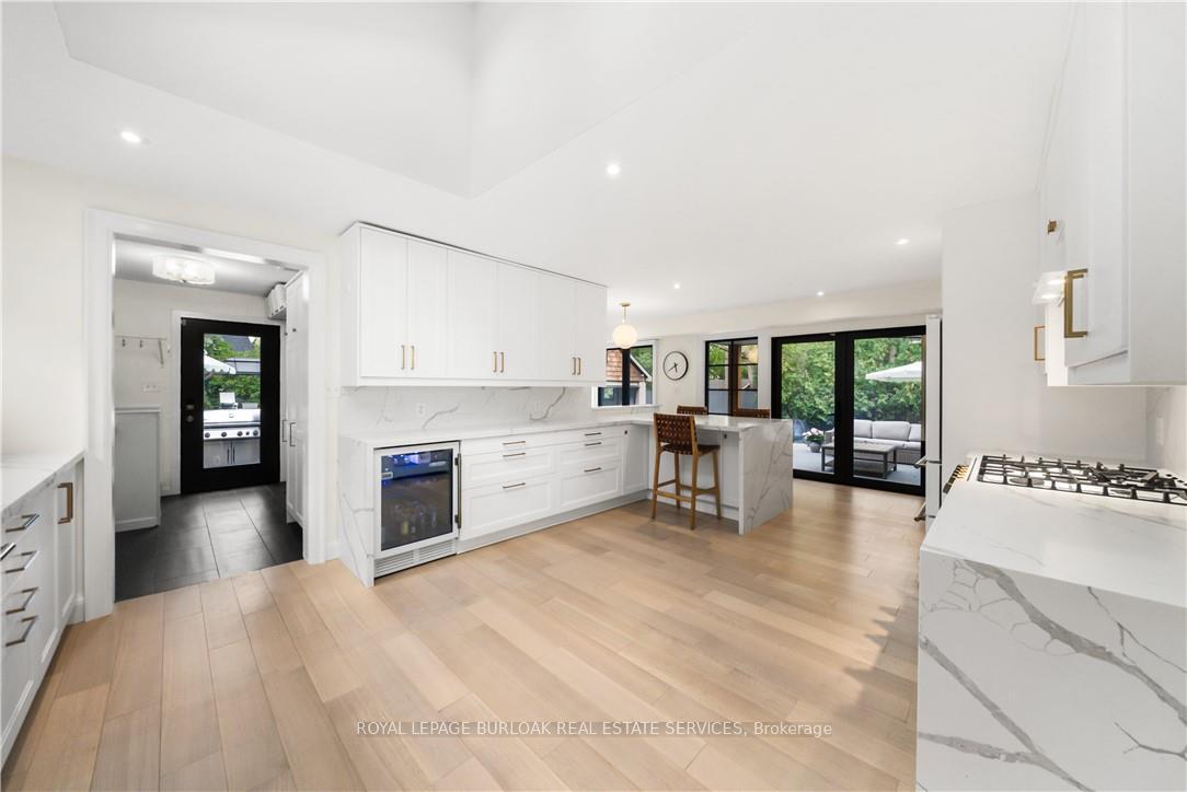 Photo 15 of 423 Smith Avenue, Burlington, Brant — HOMEH