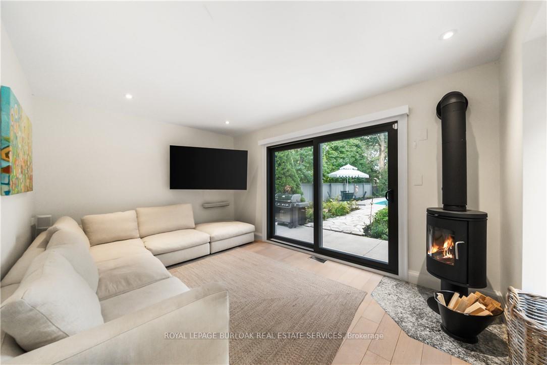 Photo 18 of 423 Smith Avenue, Burlington, Brant — HOMEH