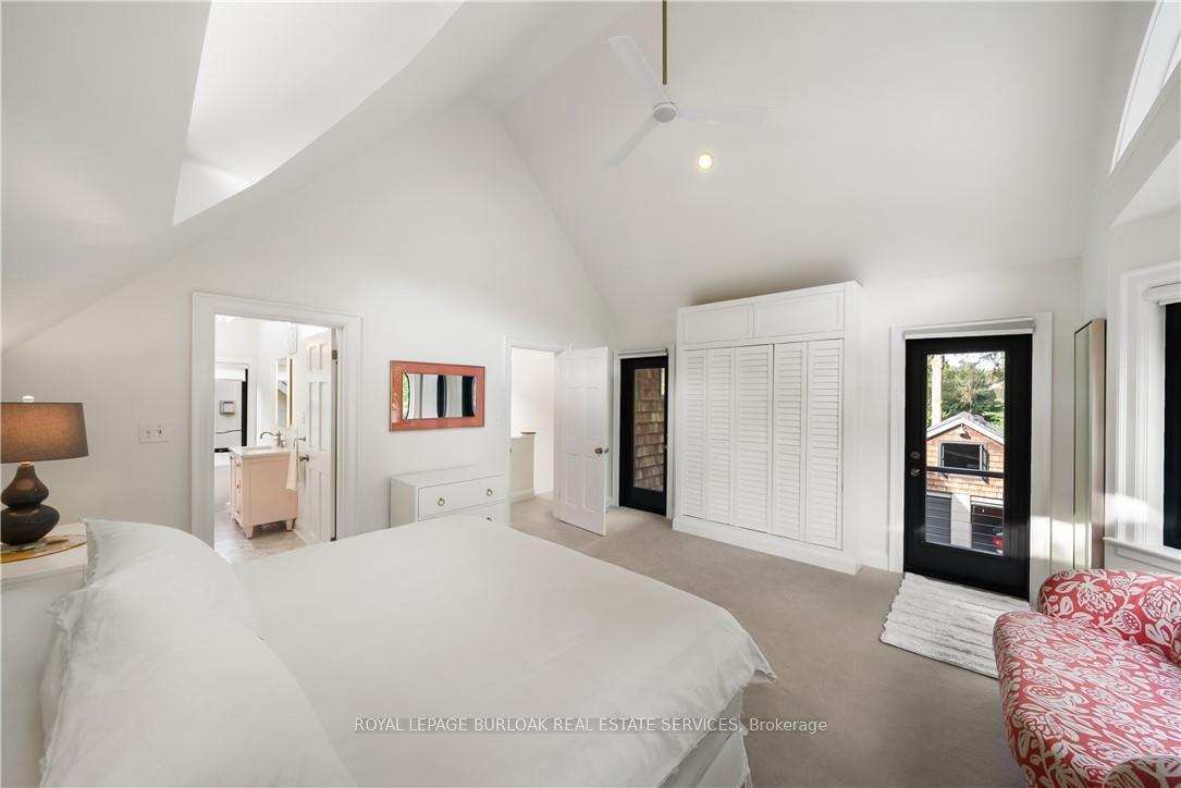 Photo 23 of 423 Smith Avenue, Burlington, Brant — HOMEH