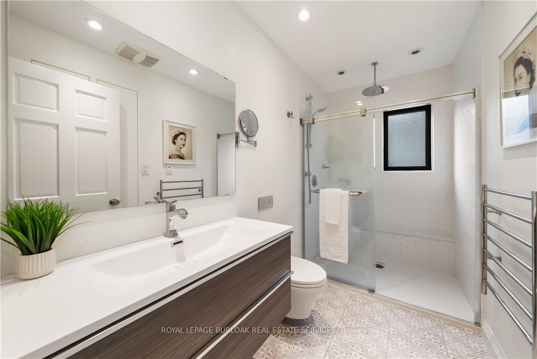 Photo 29 of 423 Smith Avenue, Burlington, Brant — HOMEH