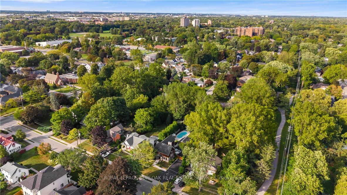 Photo 50 of 423 Smith Avenue, Burlington, Brant — HOMEH