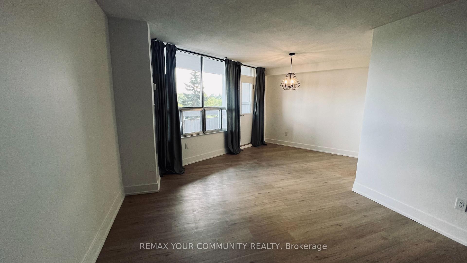 Photo 3 of Unit 514, 10 Edgecliff Golfway, Toronto, Flemingdon Park — HOMEH