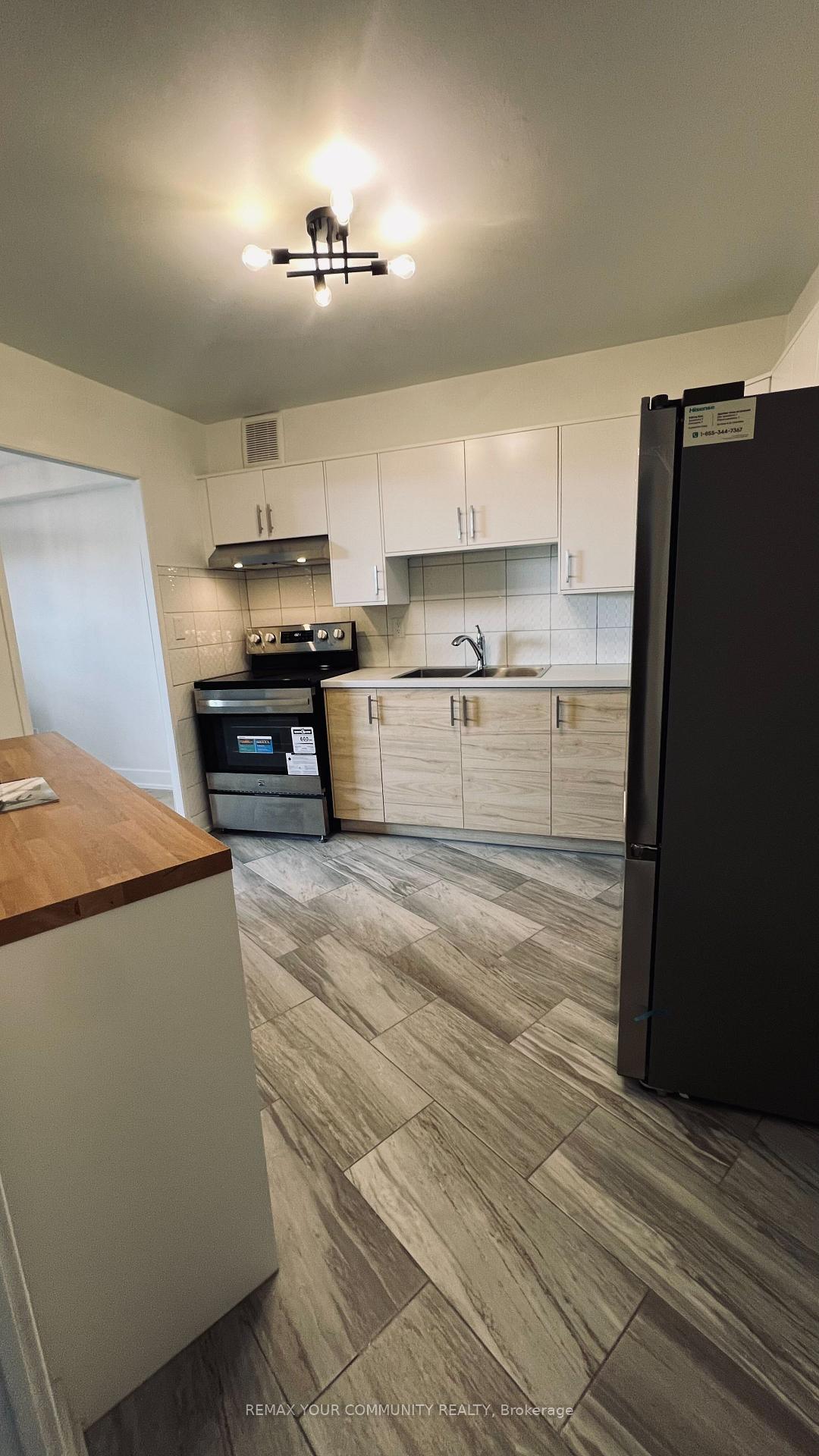 Photo 11 of Unit 514, 10 Edgecliff Golfway, Toronto, Flemingdon Park — HOMEH