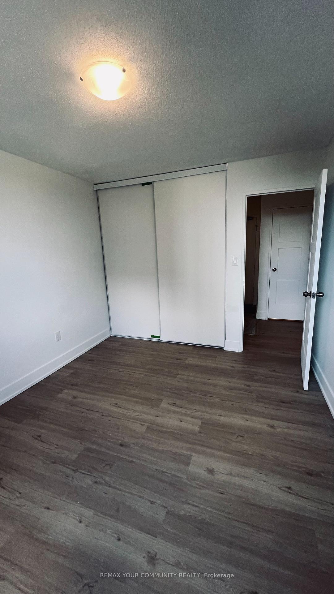 Photo 10 of Unit 514, 10 Edgecliff Golfway, Toronto, Flemingdon Park — HOMEH