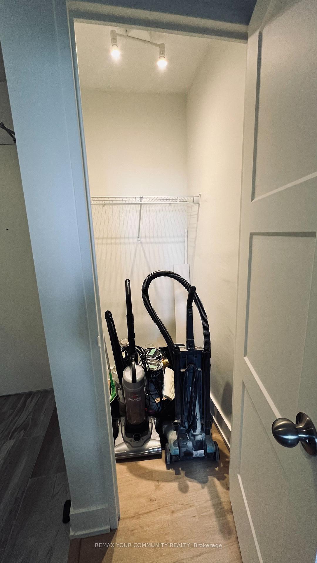 Photo 16 of Unit 514, 10 Edgecliff Golfway, Toronto, Flemingdon Park — HOMEH