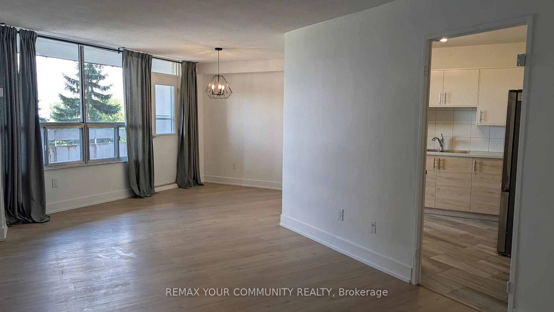 Photo 17 of Unit 514, 10 Edgecliff Golfway, Toronto, Flemingdon Park — HOMEH