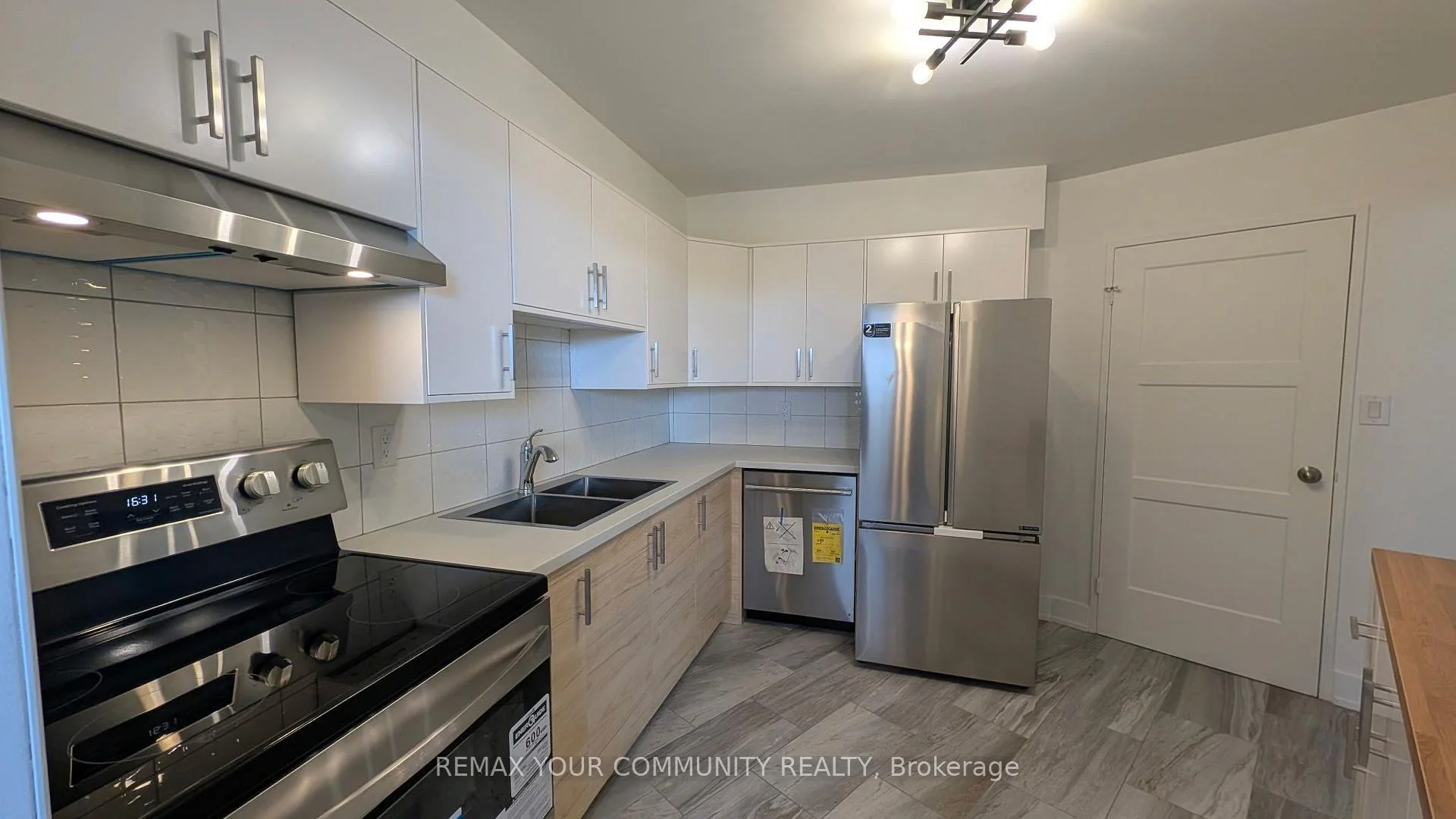 Photo 19 of Unit 514, 10 Edgecliff Golfway, Toronto, Flemingdon Park — HOMEH