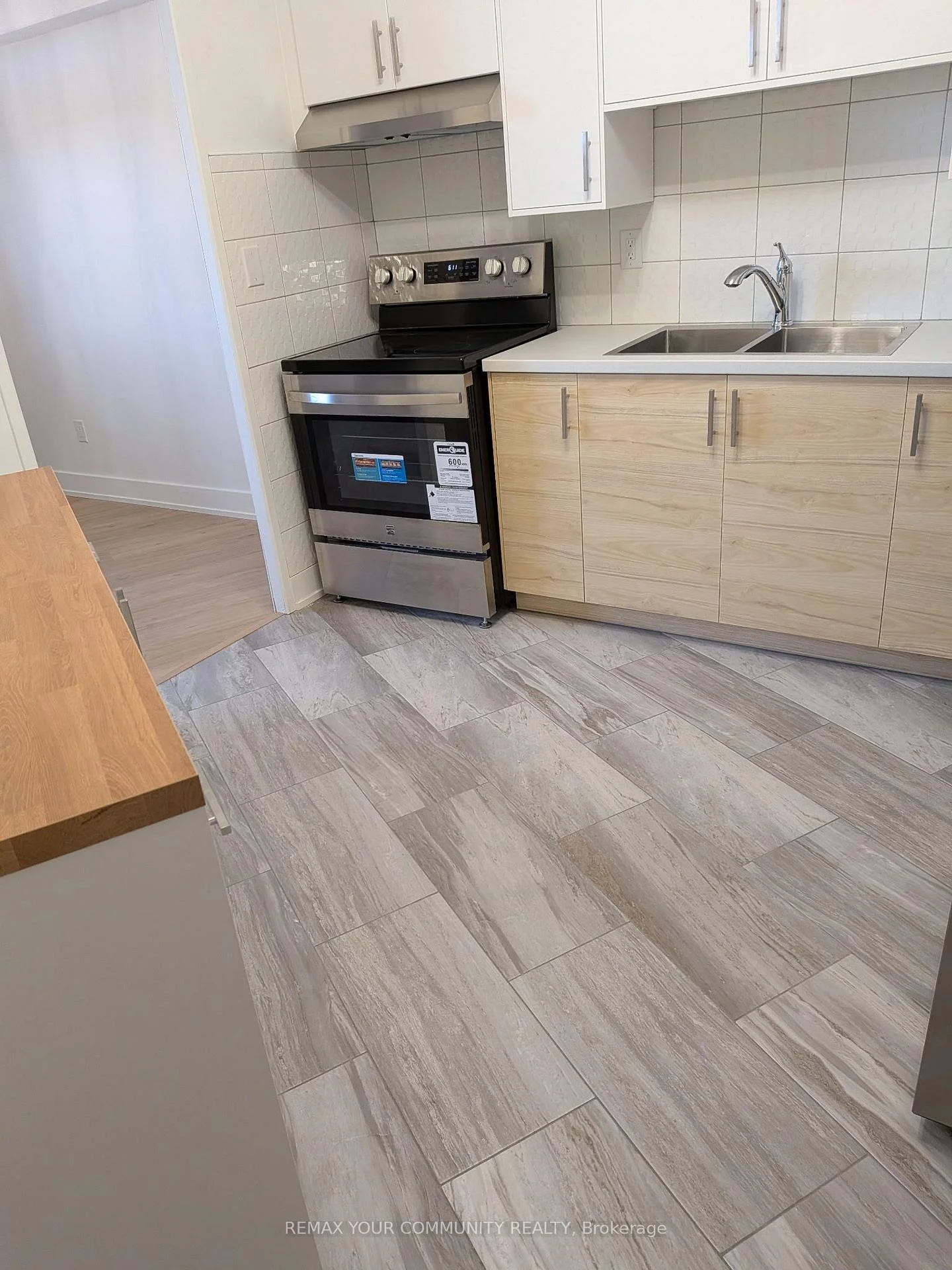 Photo 21 of Unit 514, 10 Edgecliff Golfway, Toronto, Flemingdon Park — HOMEH