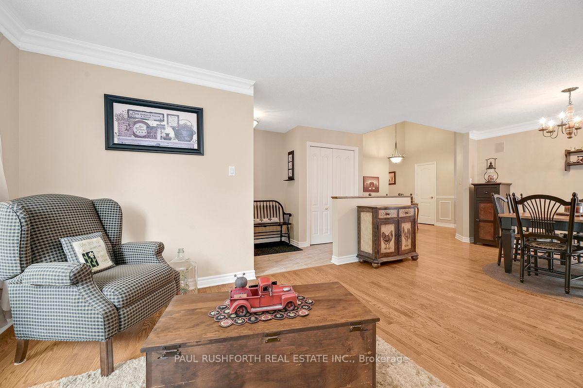 Photo 9 of 8 Fieldcrest Avenue, Ottawa, Barrhaven - Longfields — HOMEH