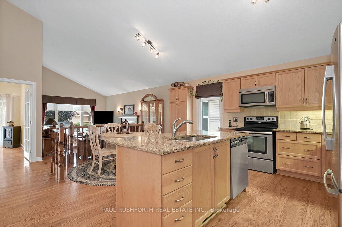 Photo 13 of 8 Fieldcrest Avenue, Ottawa, Barrhaven - Longfields — HOMEH