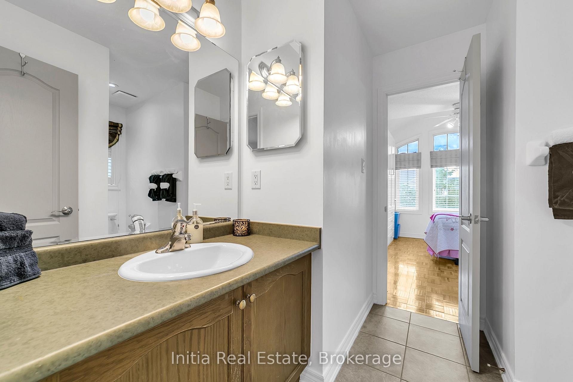 Photo 31 of 278 Fossil Hill Road E, Vaughan, Vellore Village — HOMEH