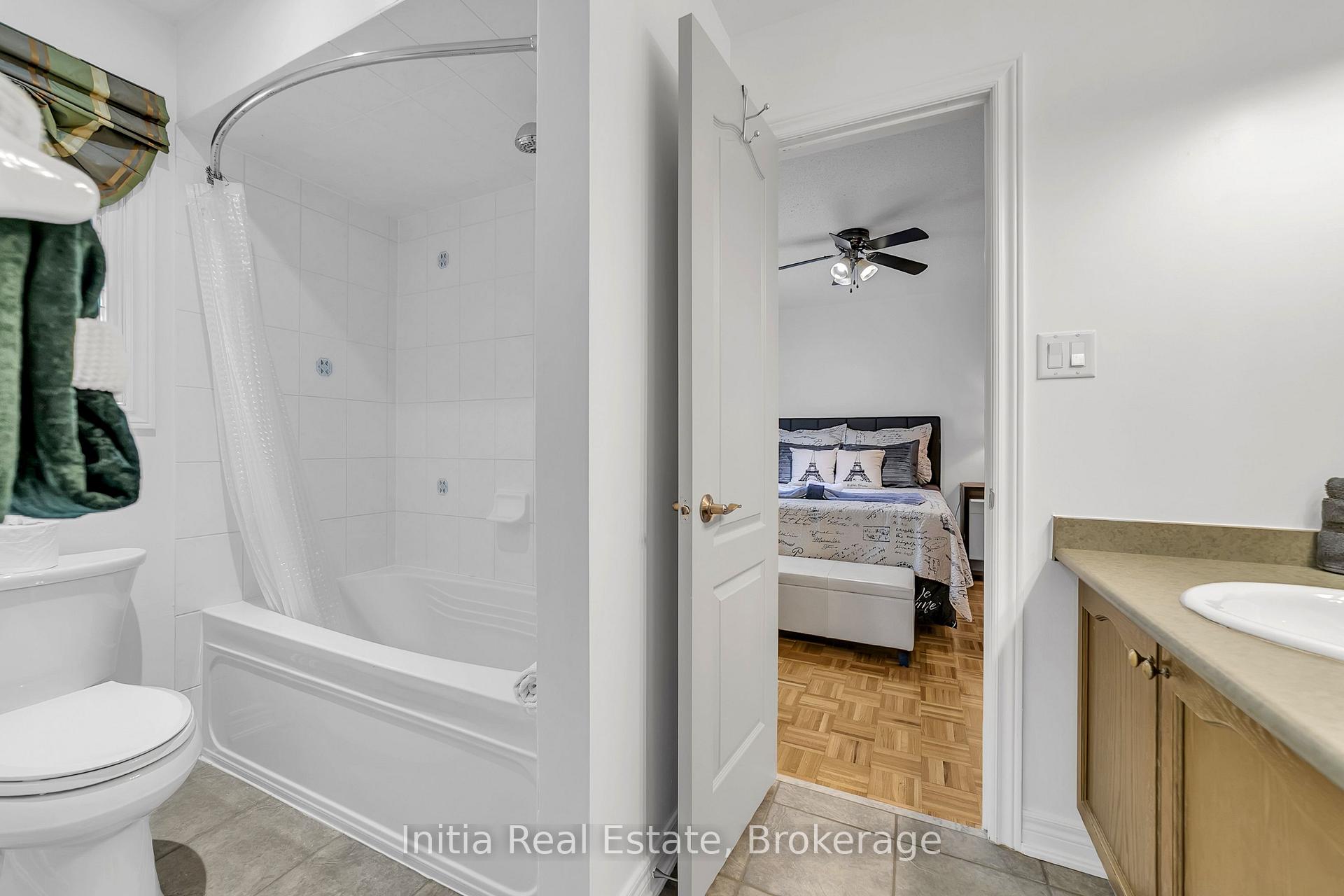 Photo 32 of 278 Fossil Hill Road E, Vaughan, Vellore Village — HOMEH