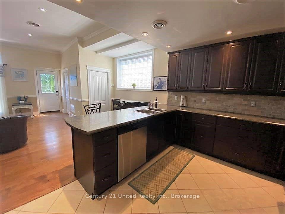 Photo 8 of Unit B, 89 King Street W, Cobourg — HOMEH