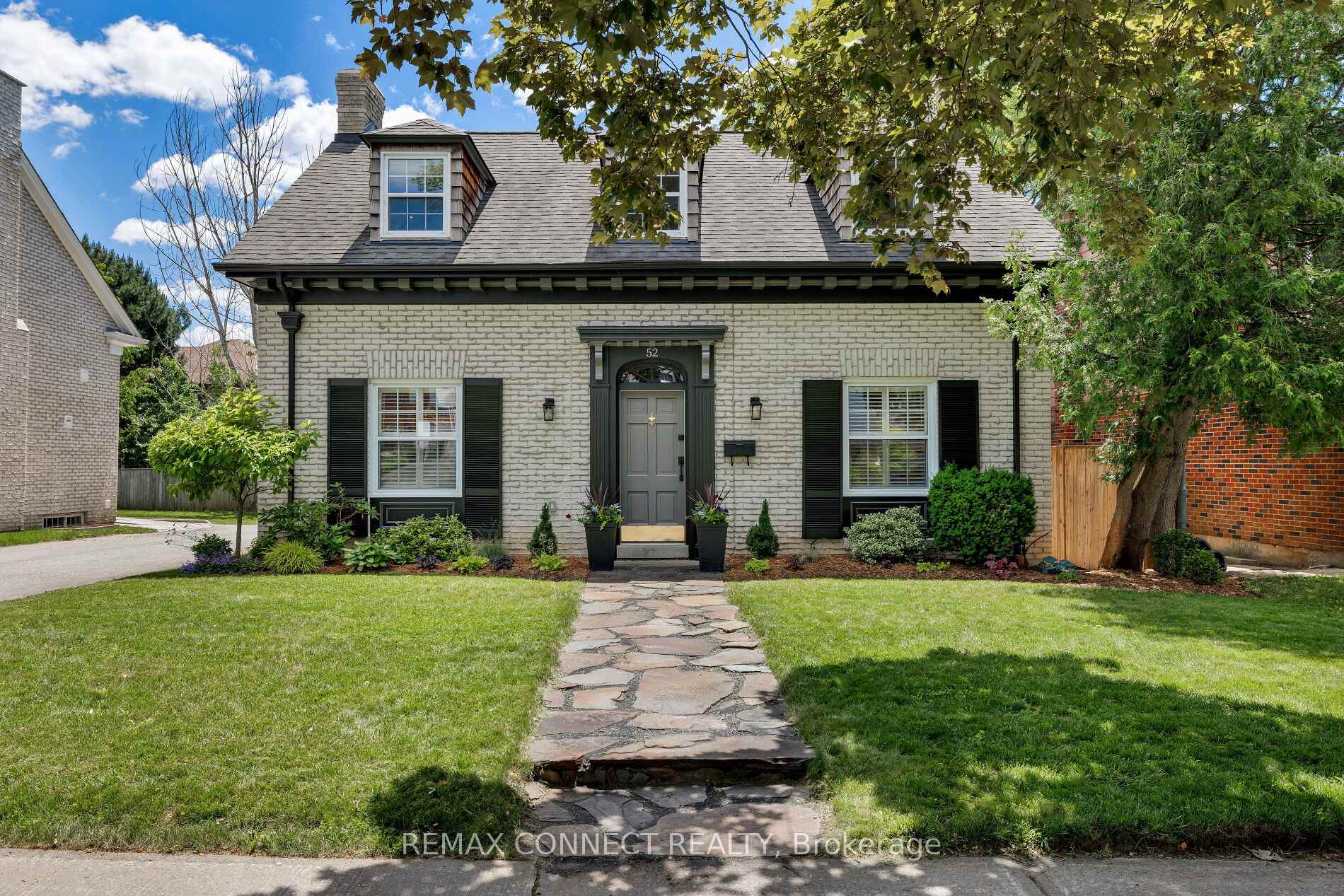 Photo 2 of 52 Angus Drive, North York, Don Valley Village — HOMEH