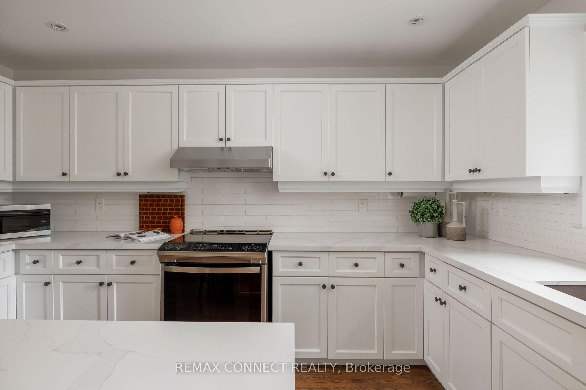 Photo 27 of 52 Angus Drive, North York, Don Valley Village — HOMEH
