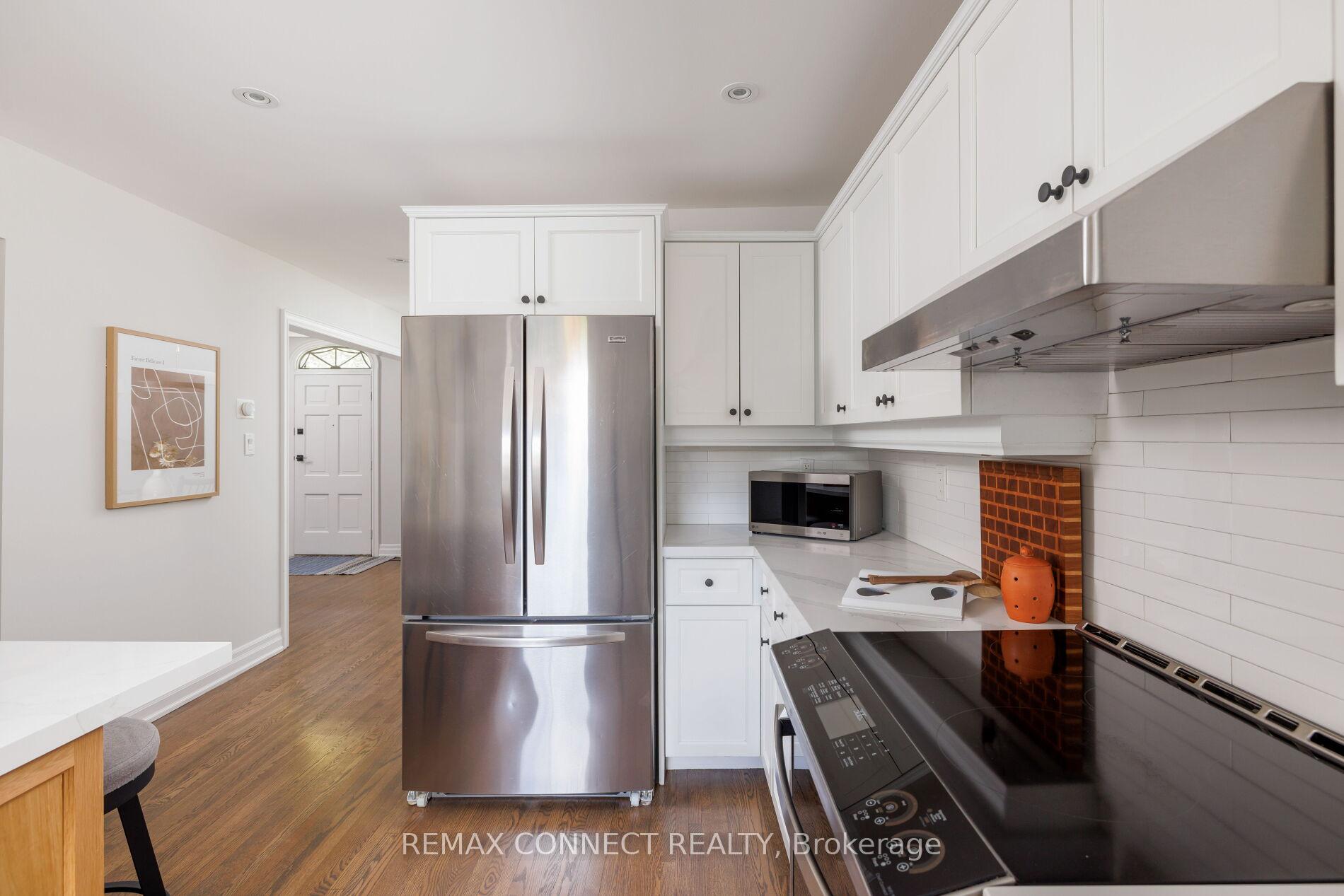 Photo 28 of 52 Angus Drive, North York, Don Valley Village — HOMEH