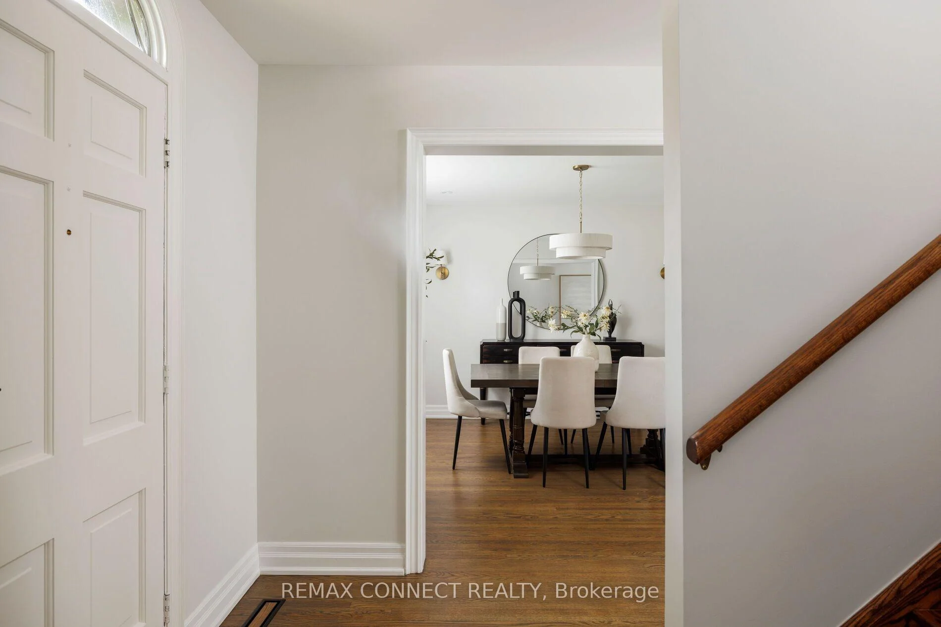Photo 9 of 52 Angus Drive, North York, Don Valley Village — HOMEH