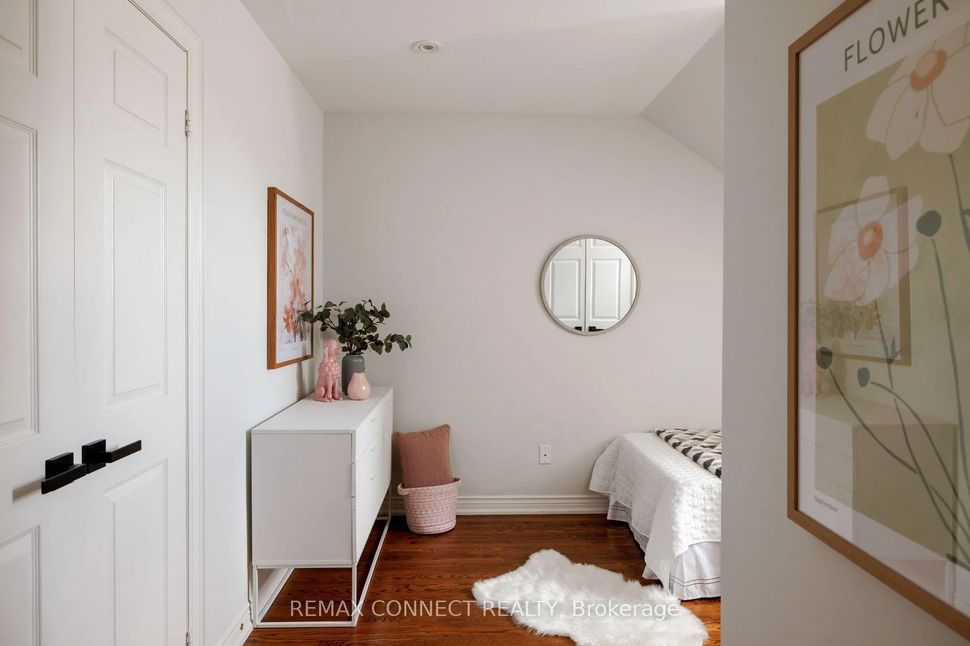 Photo 45 of 52 Angus Drive, North York, Don Valley Village — HOMEH