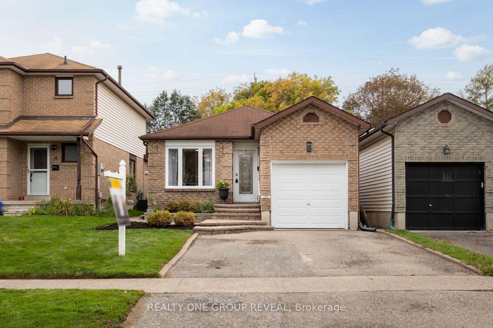 Photo 1 of 6 Mcfeeters Crescent, Clarington, Bowmanville — HOMEH