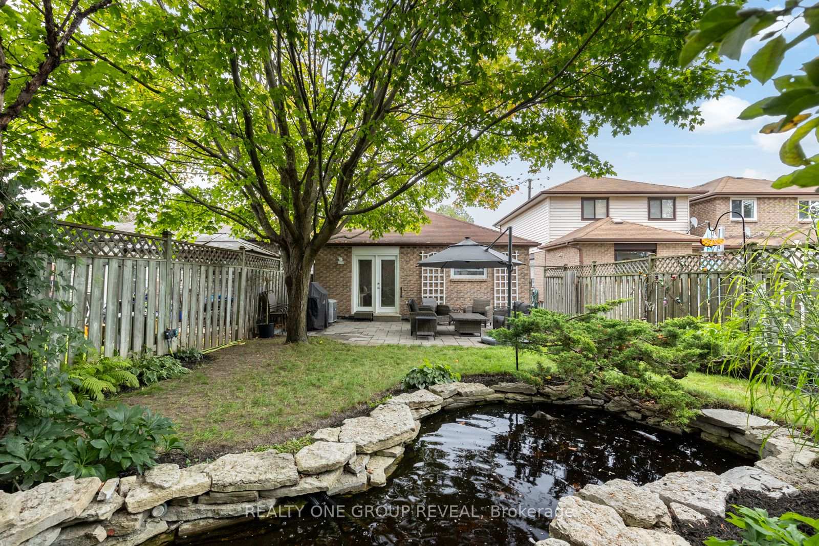 Photo 36 of 6 Mcfeeters Crescent, Clarington, Bowmanville — HOMEH