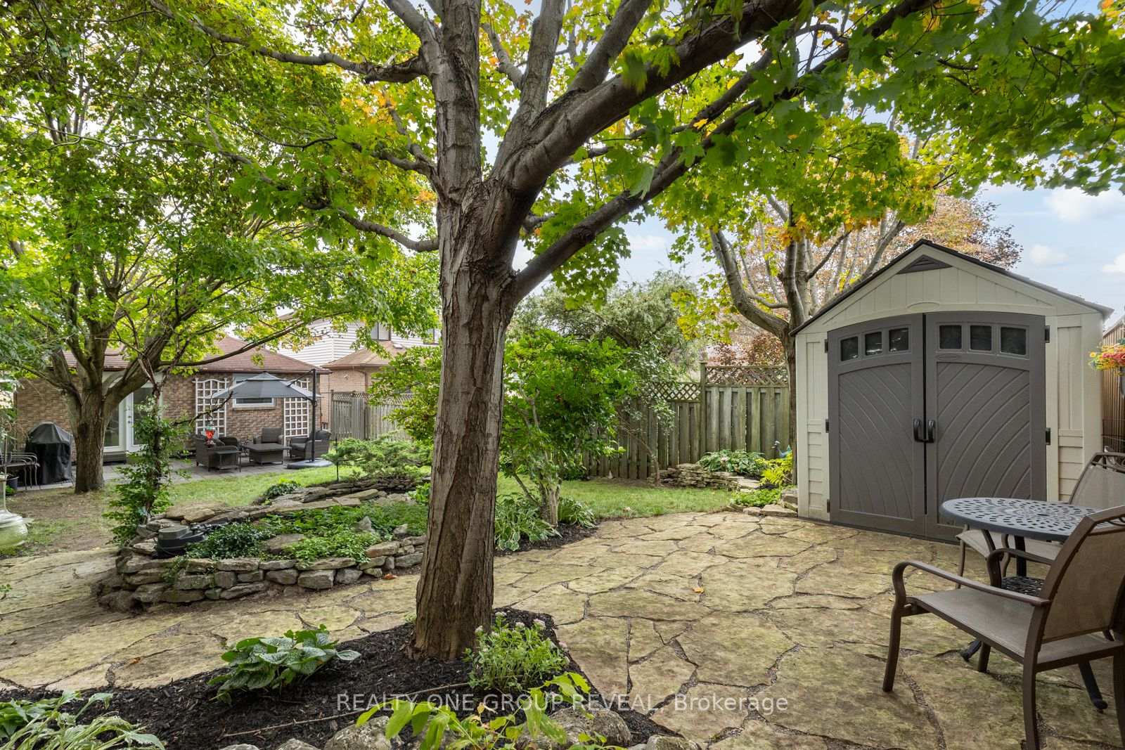 Photo 40 of 6 Mcfeeters Crescent, Clarington, Bowmanville — HOMEH