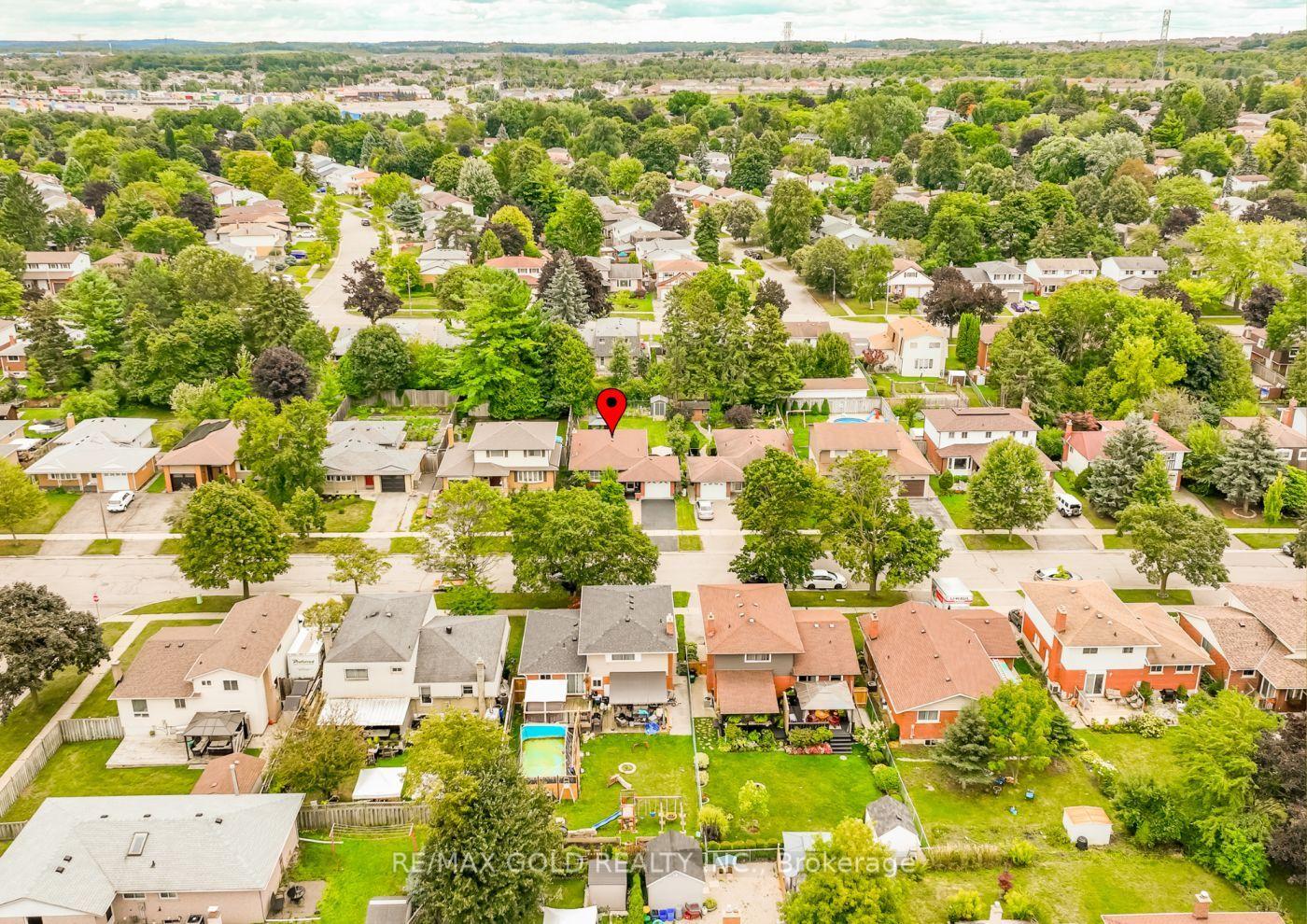 Photo 39 of 55 Ramblewood Way, Kitchener, Forest Heights — HOMEH