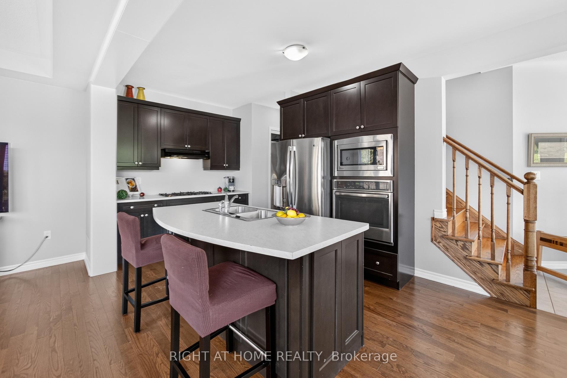 Photo 16 of 615 Hepburn Road, Milton, Coates — HOMEH