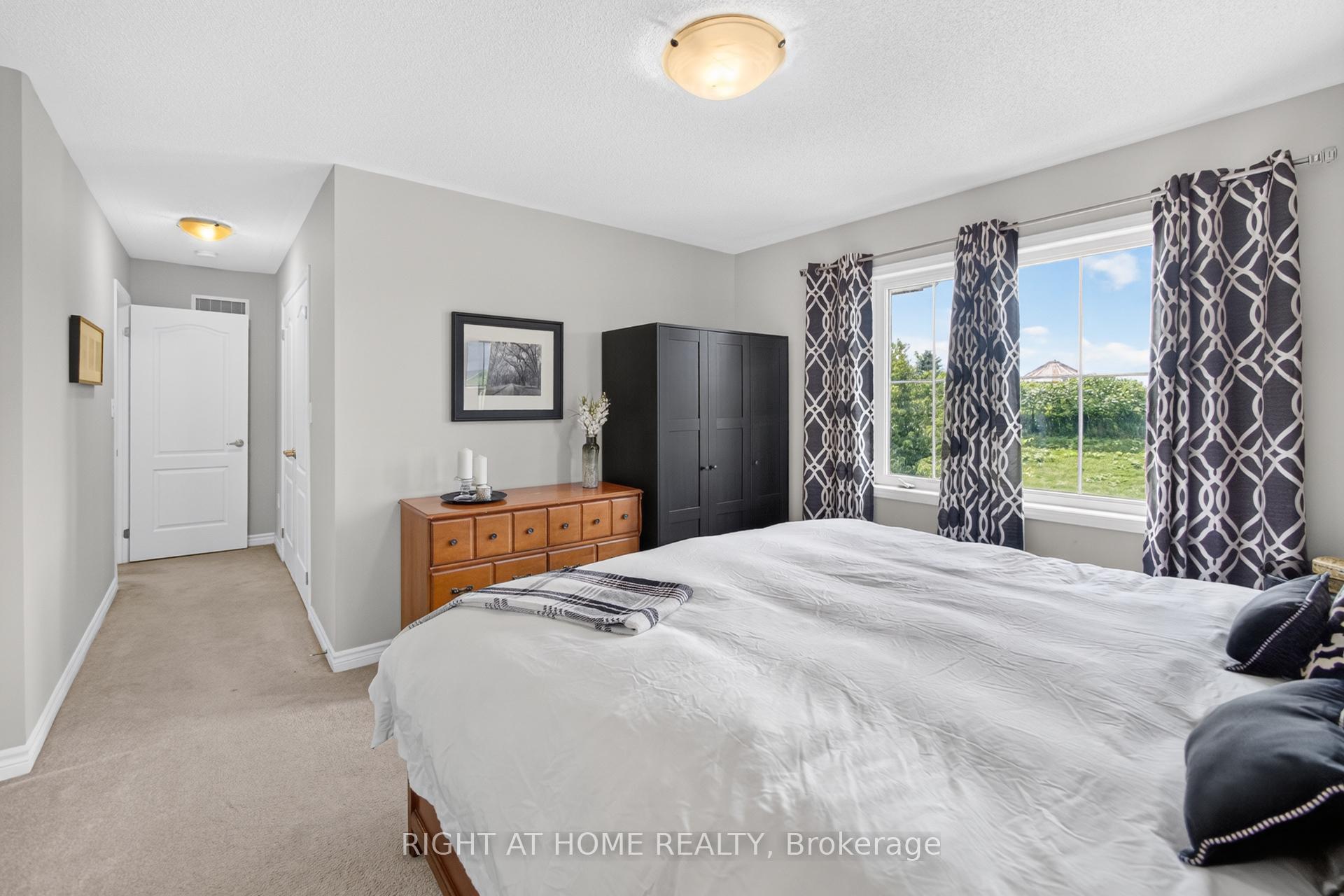 Photo 31 of 615 Hepburn Road, Milton, Coates — HOMEH