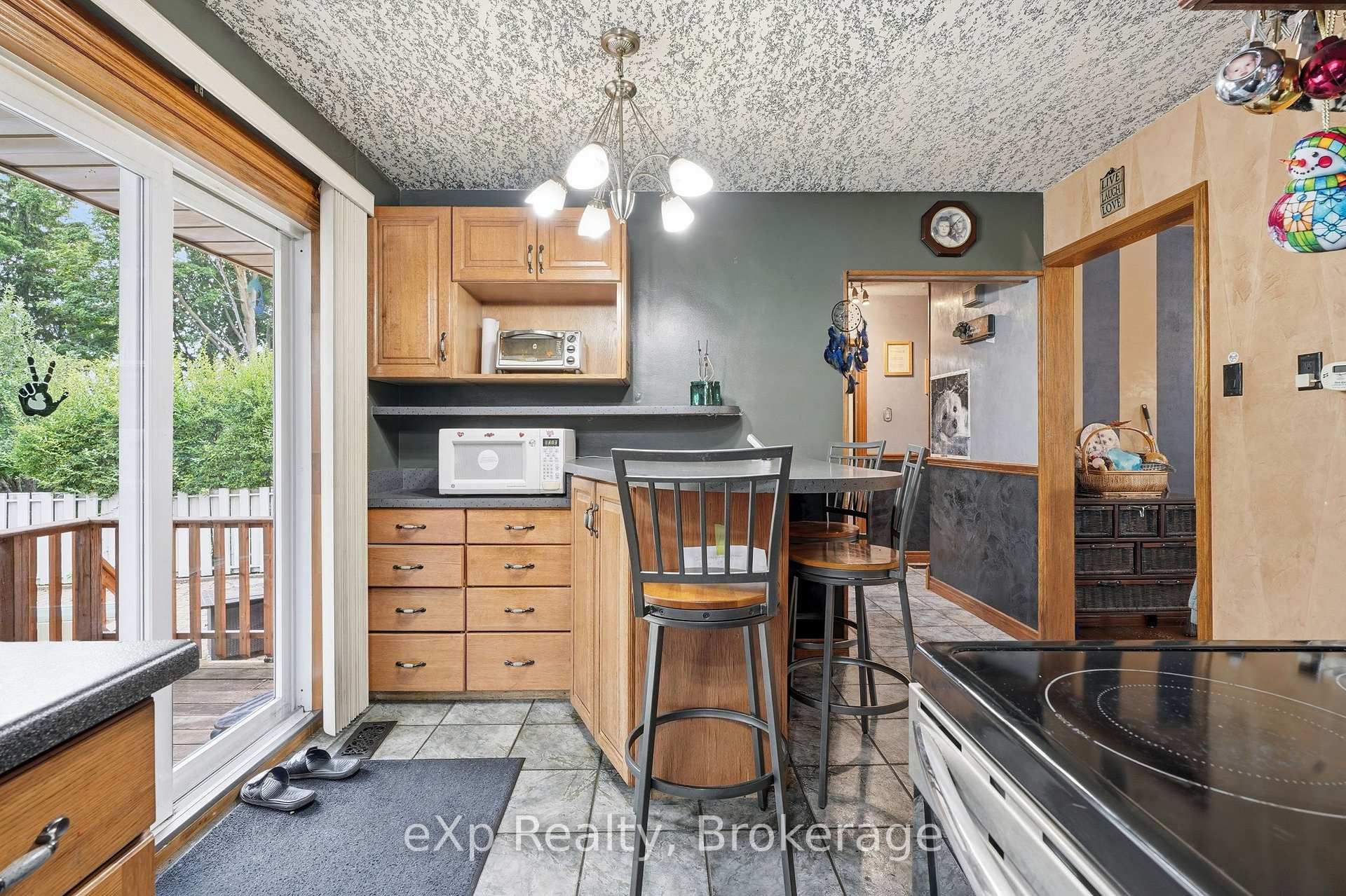 Photo 16 of 101 Crosby Drive, Kitchener, Stanley Park — HOMEH