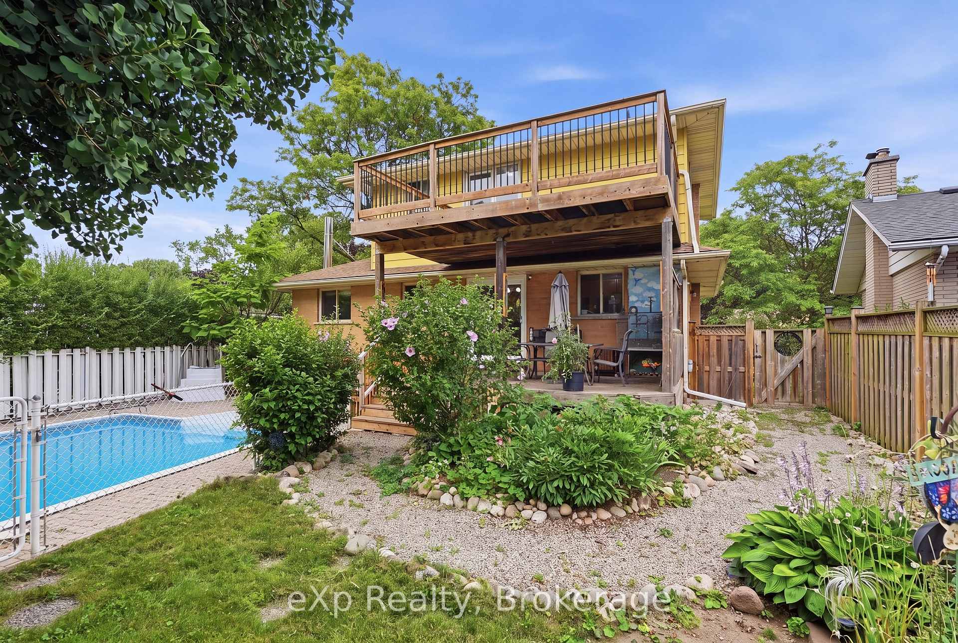 Photo 35 of 101 Crosby Drive, Kitchener, Stanley Park — HOMEH