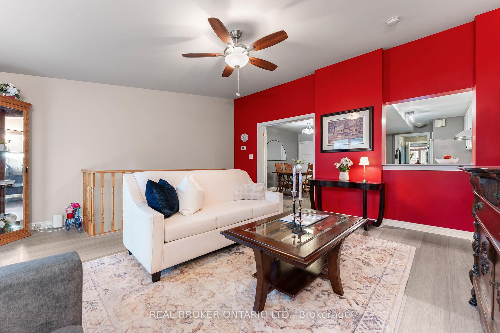 Photo 13 of Unit 3, 36 Albert Street, Markham, Old Markham Village — HOMEH