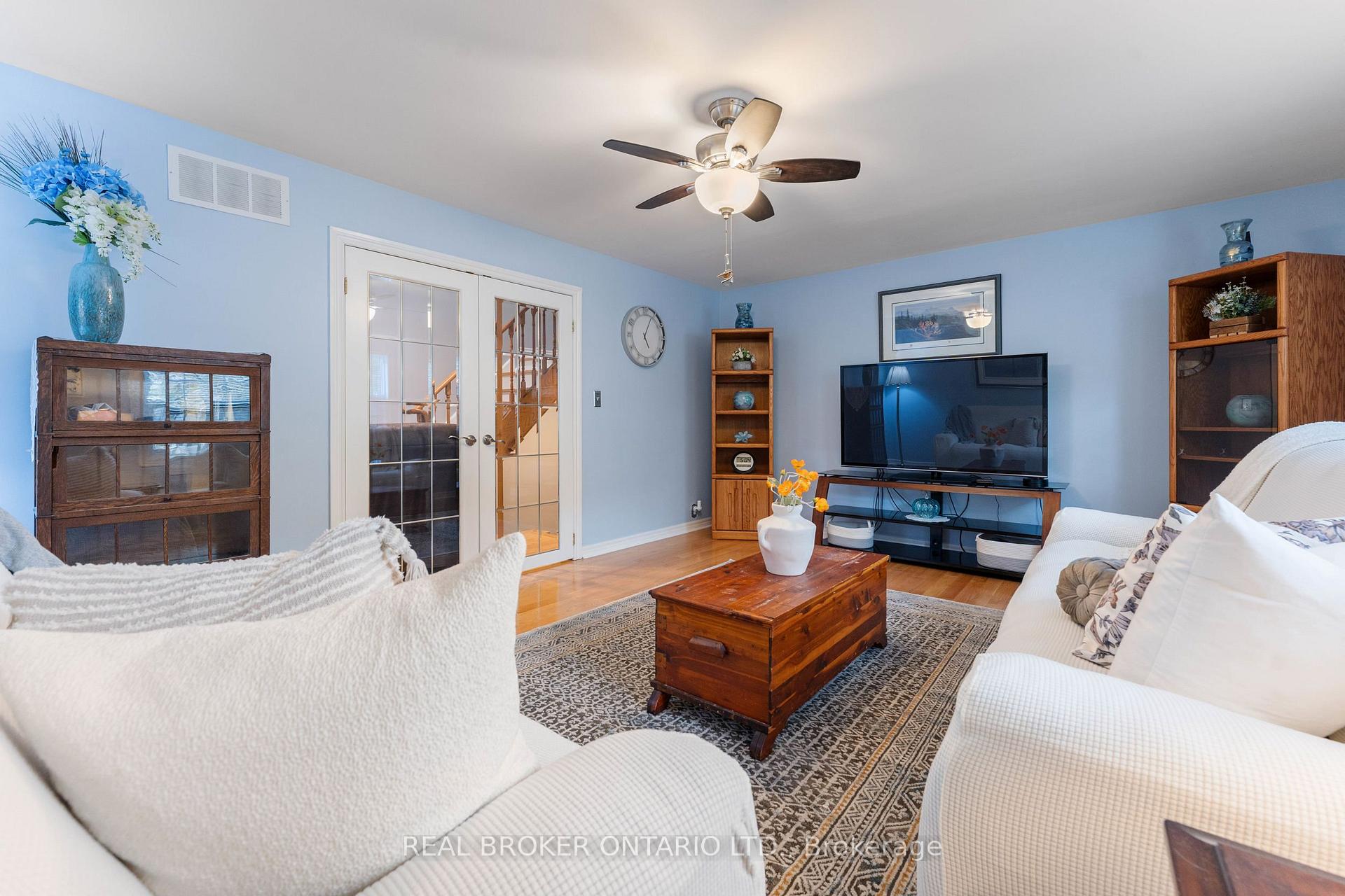 Photo 18 of Unit 3, 36 Albert Street, Markham, Old Markham Village — HOMEH