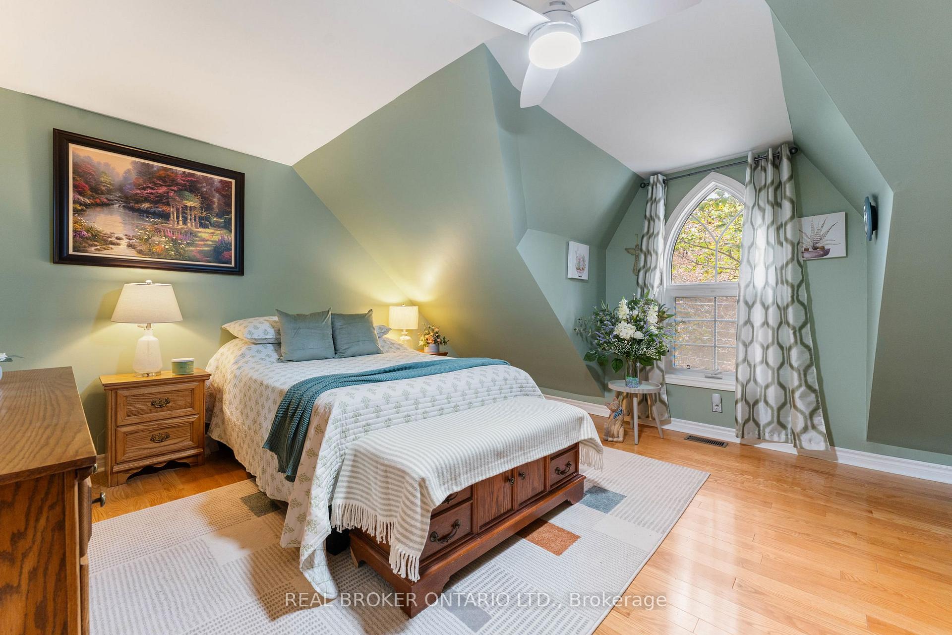 Photo 26 of Unit 3, 36 Albert Street, Markham, Old Markham Village — HOMEH