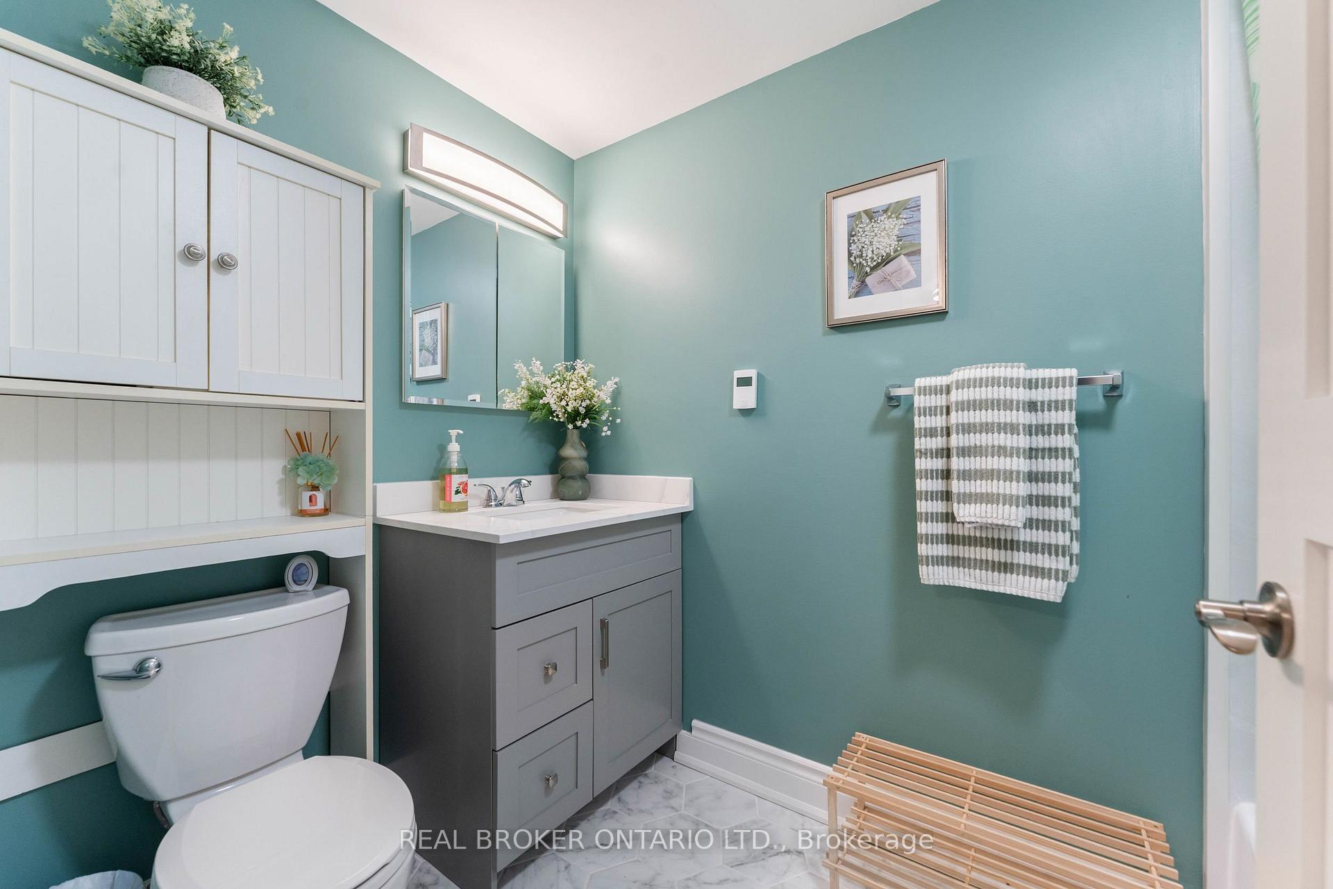 Photo 31 of Unit 3, 36 Albert Street, Markham, Old Markham Village — HOMEH