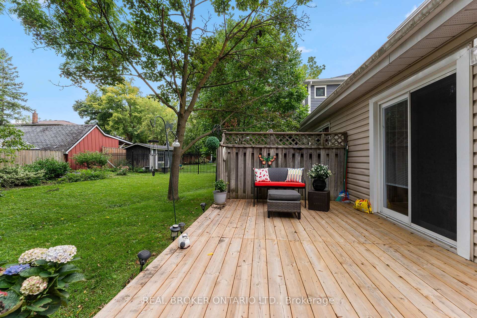 Photo 34 of Unit 3, 36 Albert Street, Markham, Old Markham Village — HOMEH